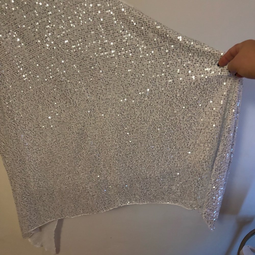 💎 PLUS Sequin High-Low Tank 💎 - Picture 5 of 8